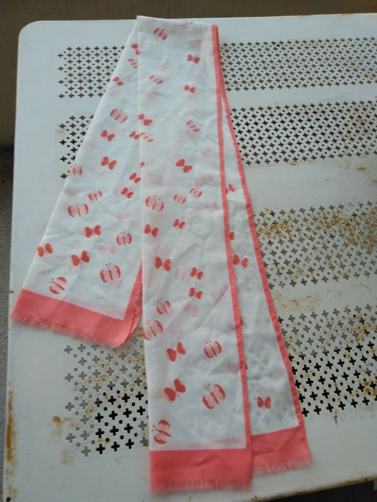 Echarpe fleurie 10 Mont�limar (26)