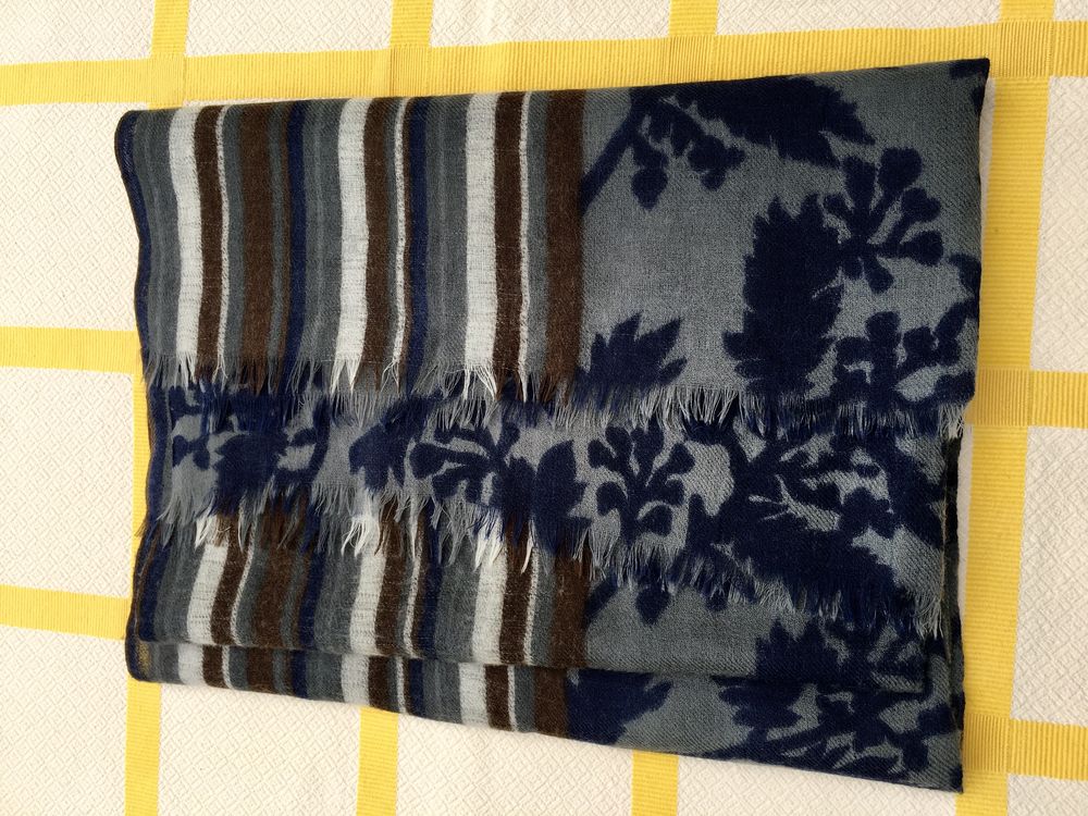 �charpe made in Italy, pure laine ; Excellent �tat 30 L'Isle-Jourdain (32)