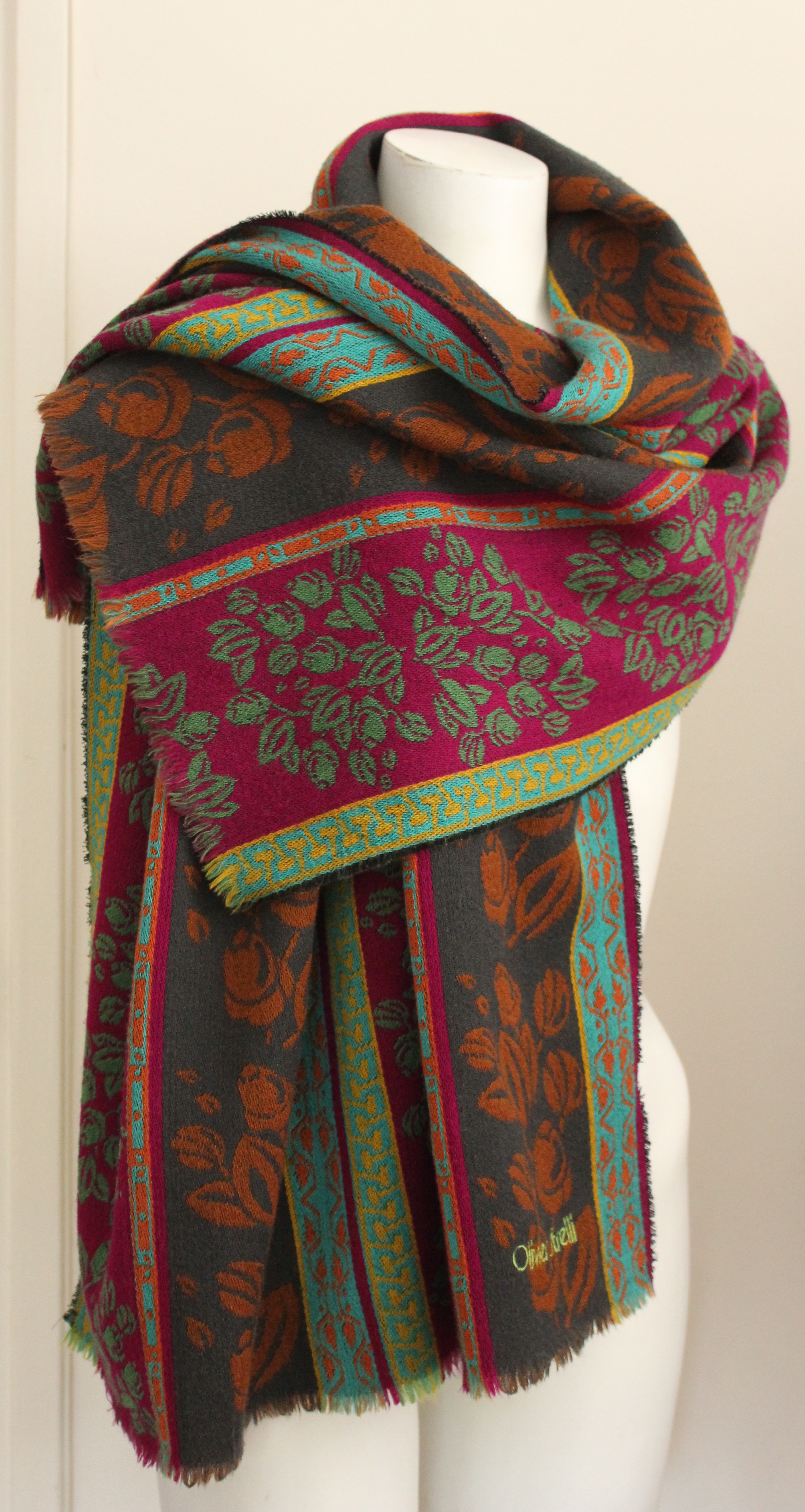 Echarpe multicolore OLIVIER STRELLI 80 Issy-les-Moulineaux (92)