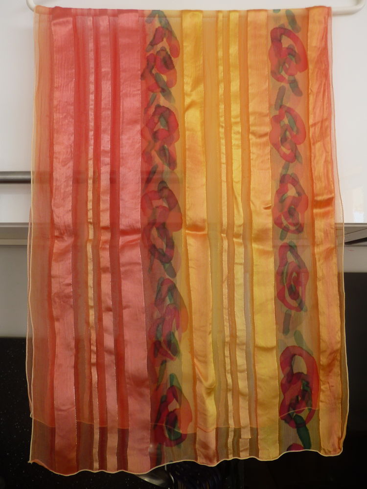 Echarpe en satin de soie 15 Tassin-la-Demi-Lune (69)