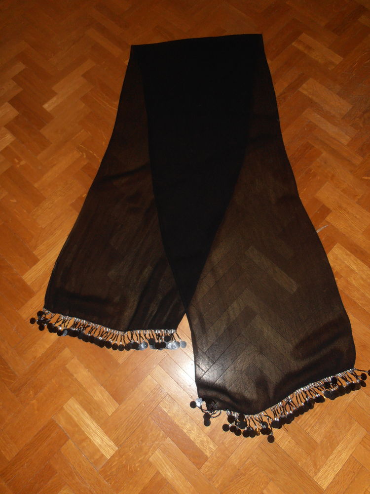 Echarpe voile noir 9 (79) 5 Tours (37)