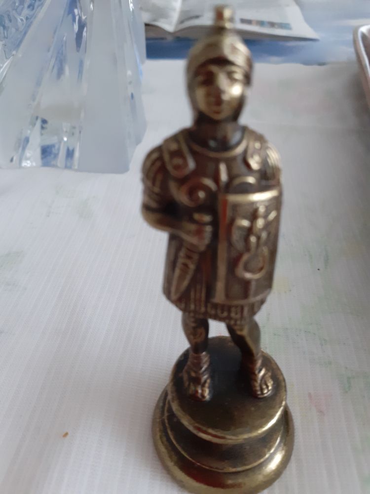 JEU D'ECHEC EN BRONZE 220 Paris 18 (75)