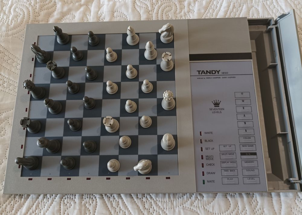 Jeu �chec �lectronique 60 Perpignan (66)