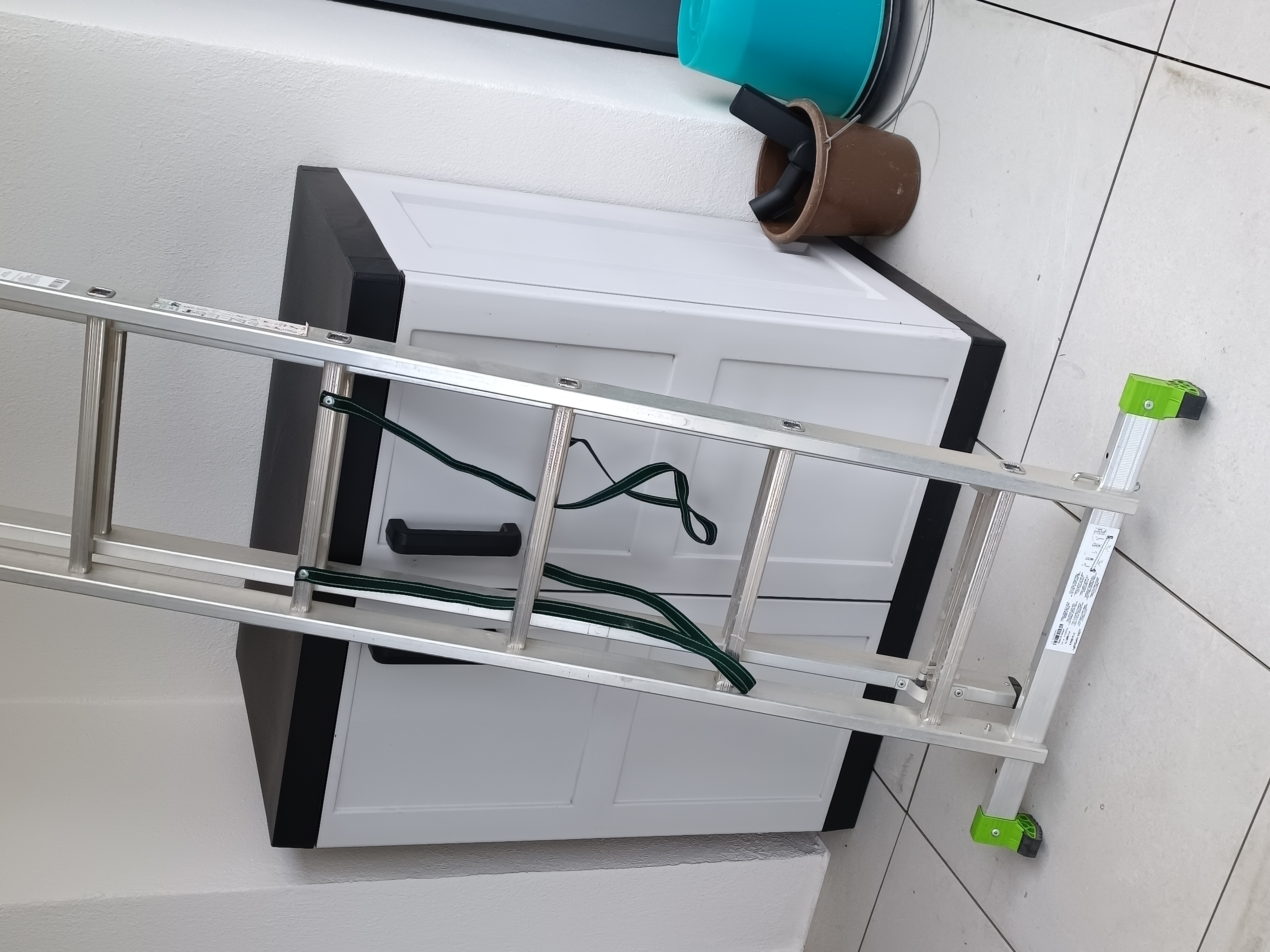 Echelle coulissante aluminium 100 Lunel (34)