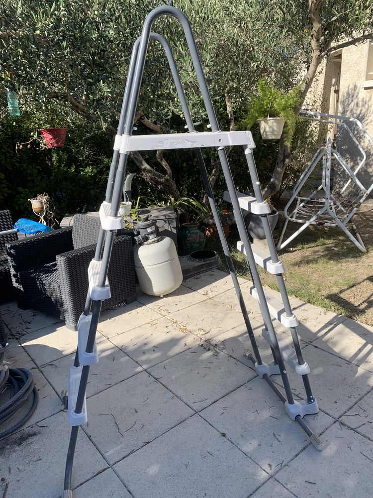 �chelle de piscine 30 Caveirac (30)