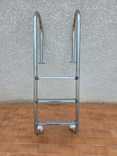 Echelle de piscine 40 Port-de-Bouc (13)