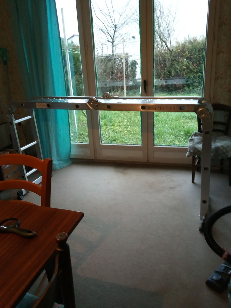 ECHELLE PLIABLE 
120 Orl�ans (45)