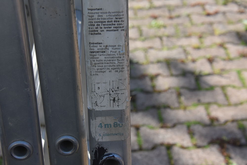 Echelle pliable 4.80 m 100 Gagny (93)