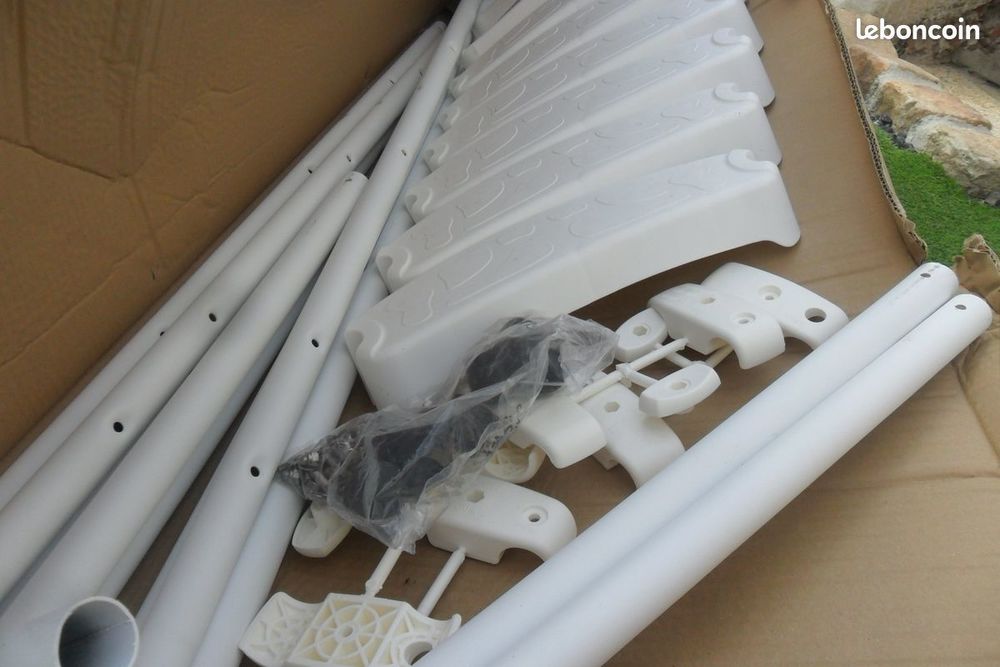 Echelle pour piscine hors sol neuve 80 Luceau (72)