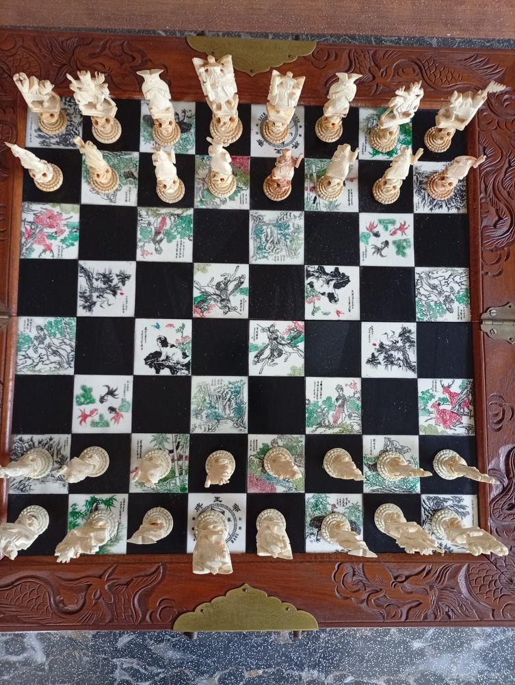 Echiquier asiatique. 0 Nice (06)