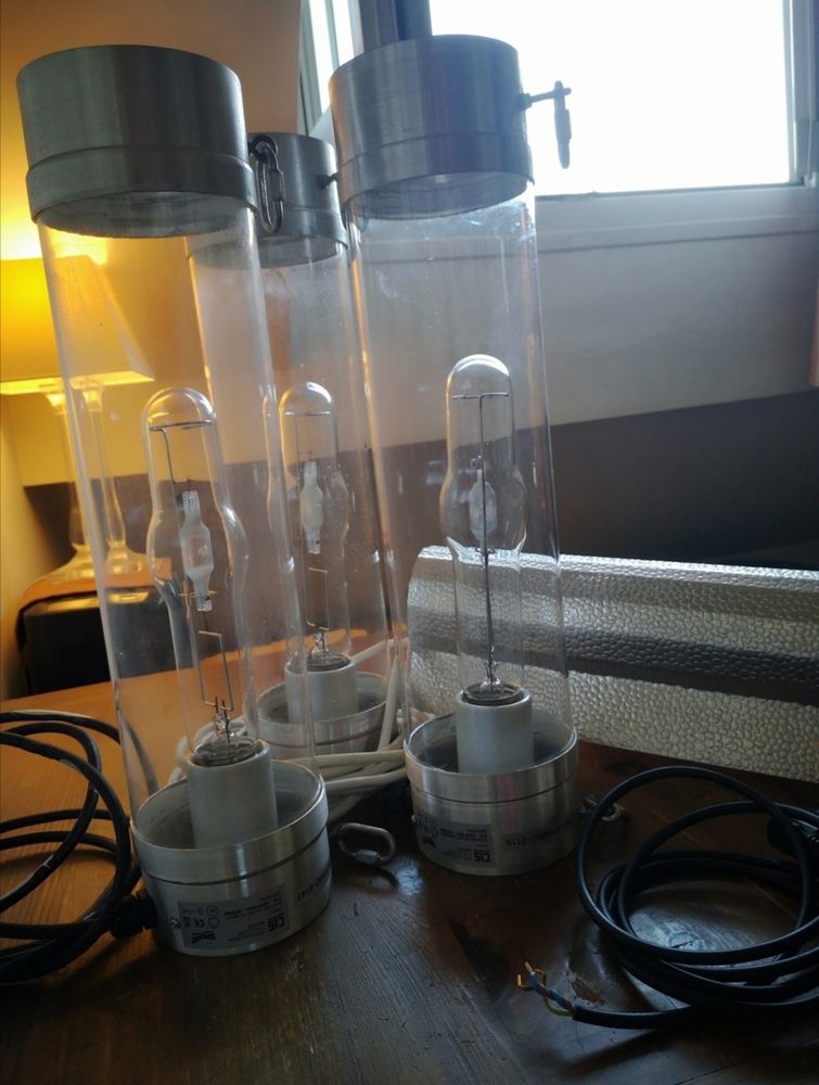 Kit d'�clairage Magnetic 250 w Bat Cooltube 67 80 Le V�sinet (78)