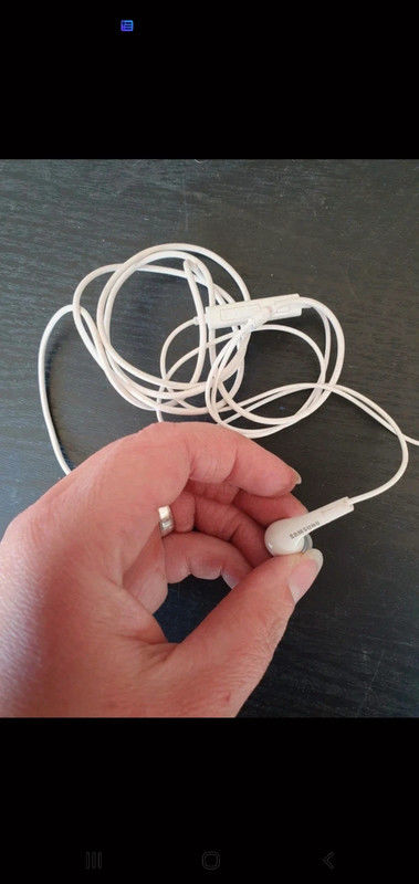 �couteur samsung blanc 5 Aubvillers (80)