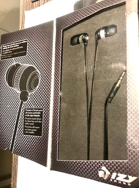  Lot 11  Ecouteurs intra-auriculaires st�r�o Jack 3,5 mm 55 Villevaud� (77)