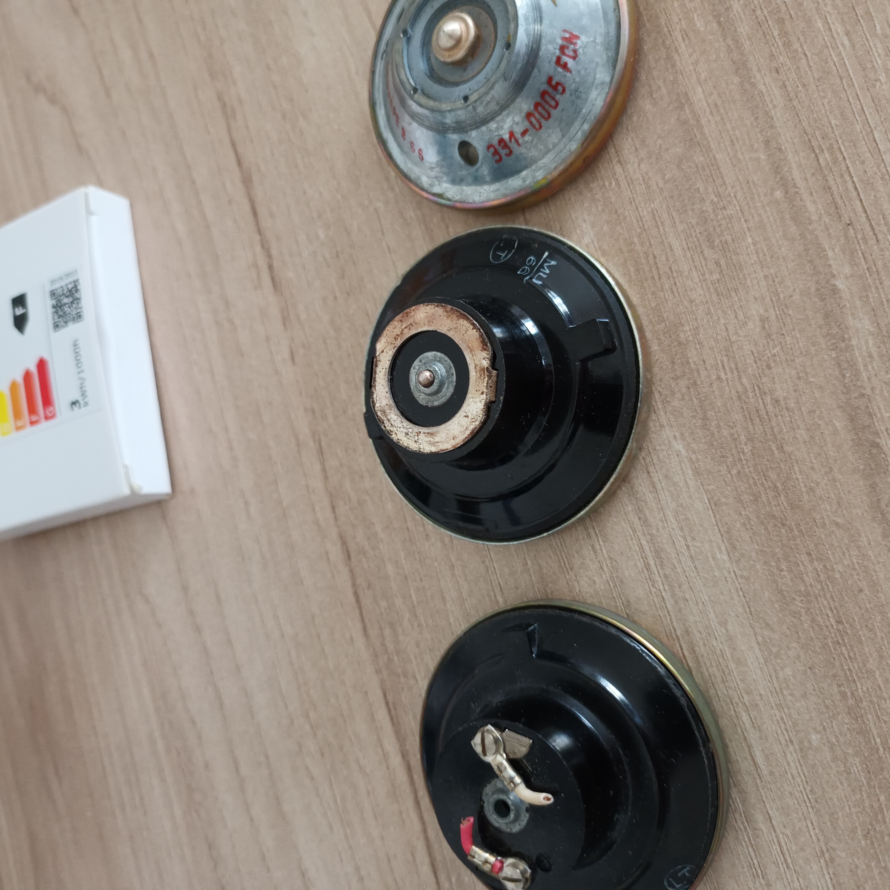 2 �couteurs pour t�l�phone noir vintage 15 Golbey (88)