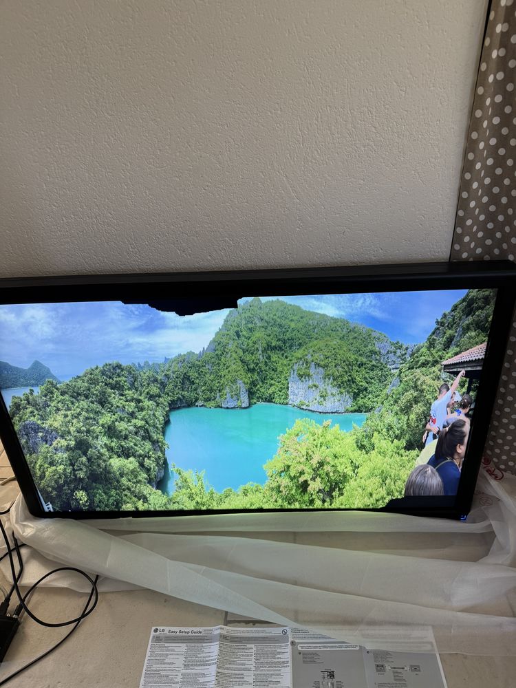 �cran TV 119cm LG 50 Saint-Lyphard (44)