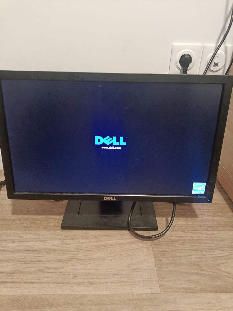 �cran Dell 22  tr�s bon �tat 55 Asni�res-sur-Seine (92)