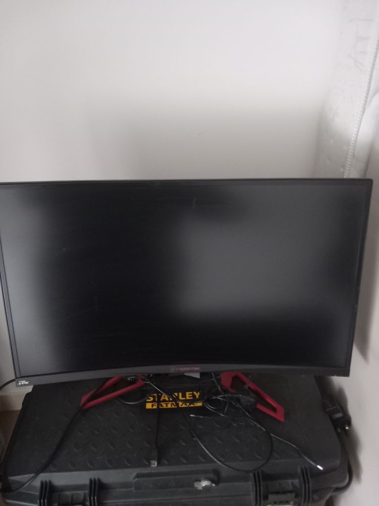 �cran incurv� 200 Villiers-sur-Marne (94)