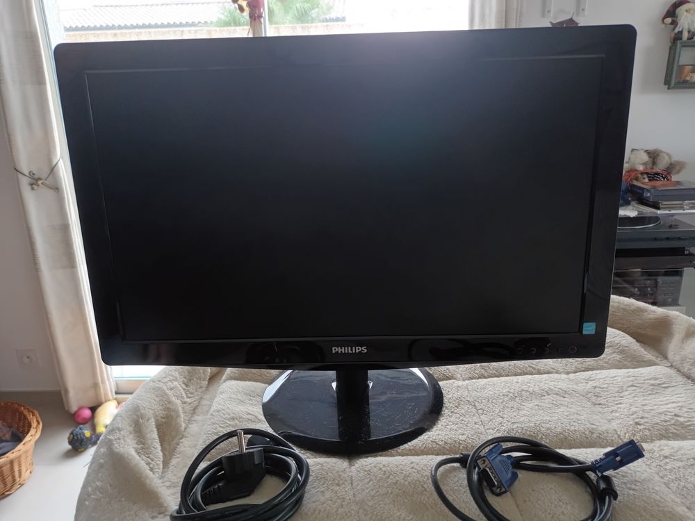 Ecran moniteur Philips 
50 Colombiers (34)