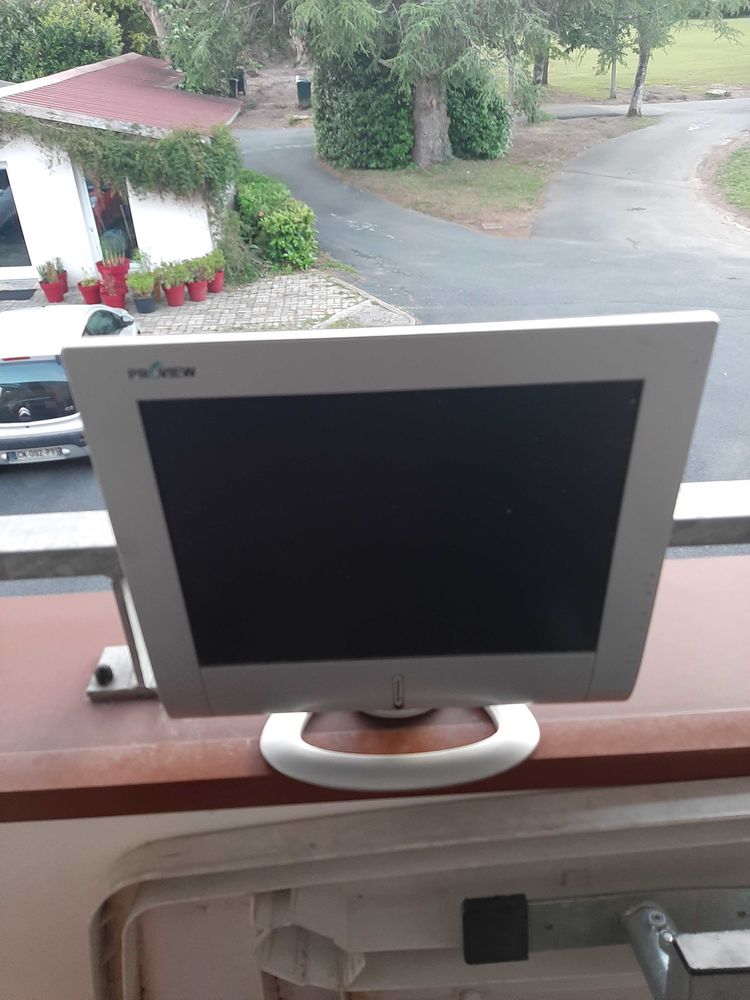 l'�cran ordinateur avec pied 5 Biarritz (64)