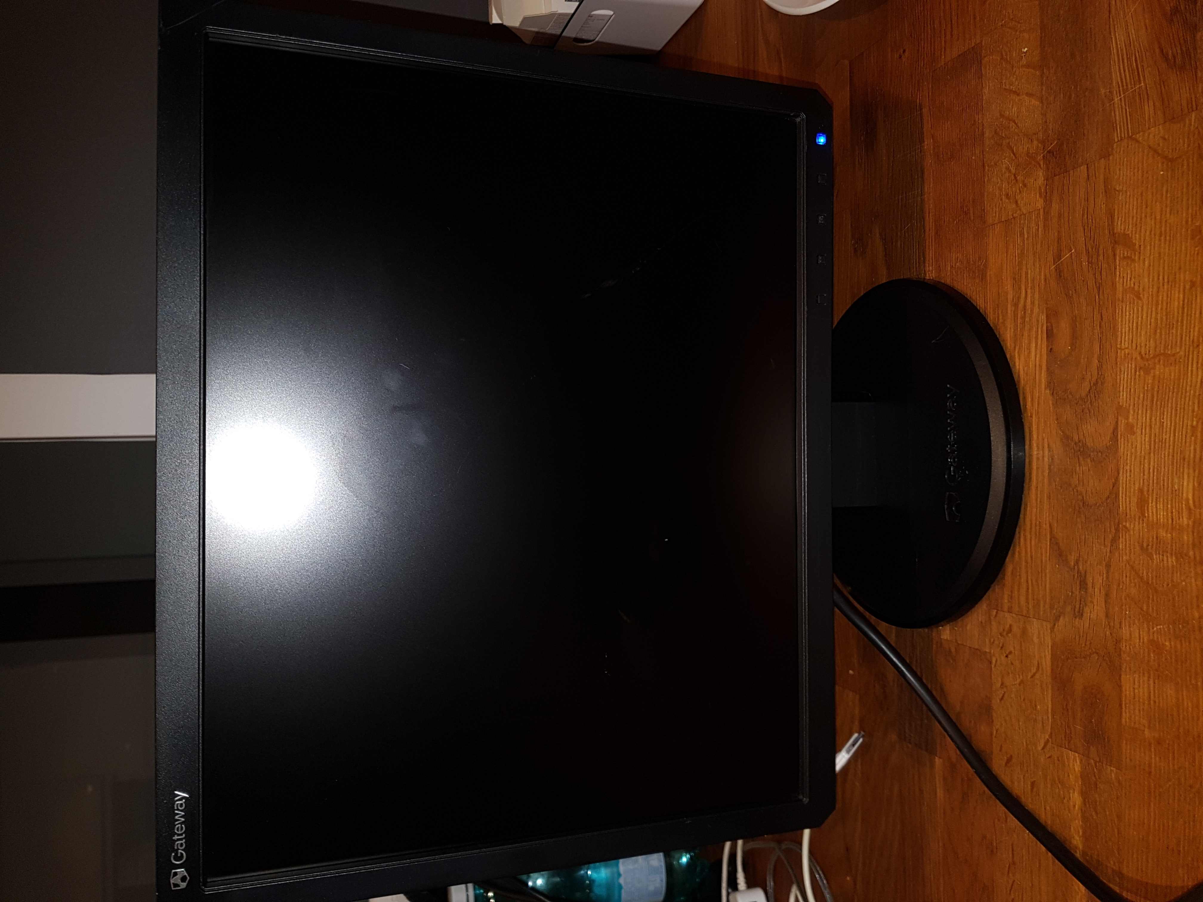 �cran d'ordinateur gateway 25 Anglet (64)