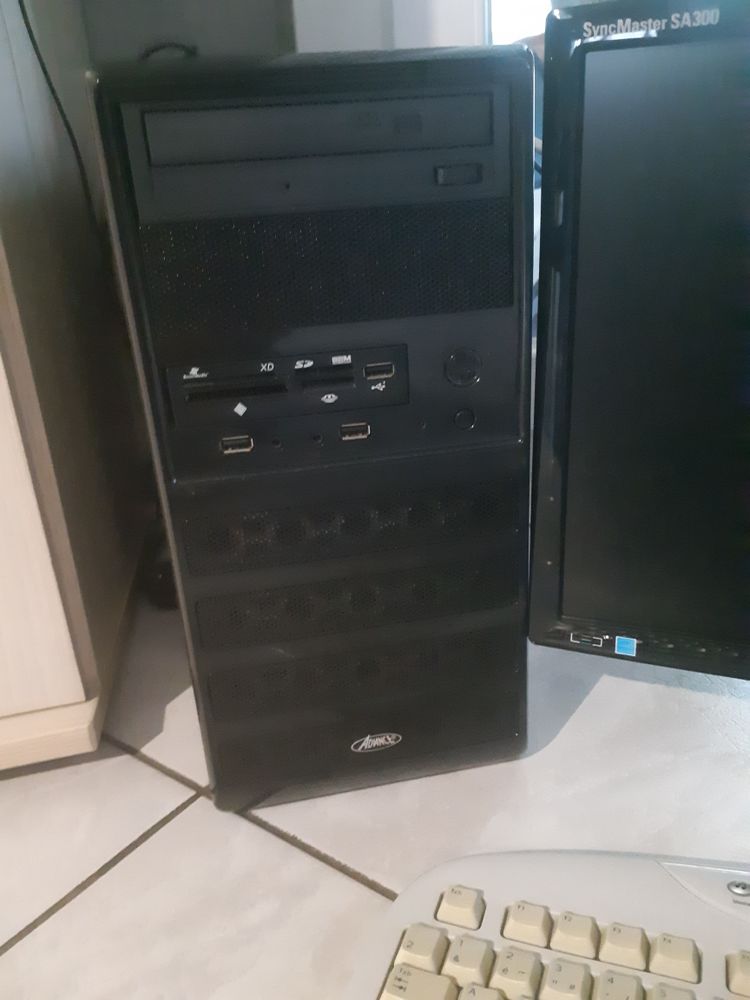 ECRAN ORDINATEUR SAMSUNG 35 Sainte-Livrade-sur-Lot (47)