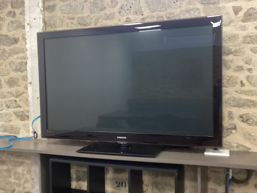 Ecran Plasma Samsung 63'' 160 cm tr�s bon �tat 450 Vannes (56)