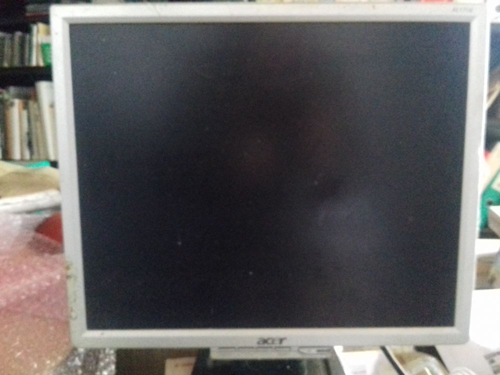 Ecran Plat ACER en TTBEG de 17 pouces (43 cms) 10 Th�ziers (30)