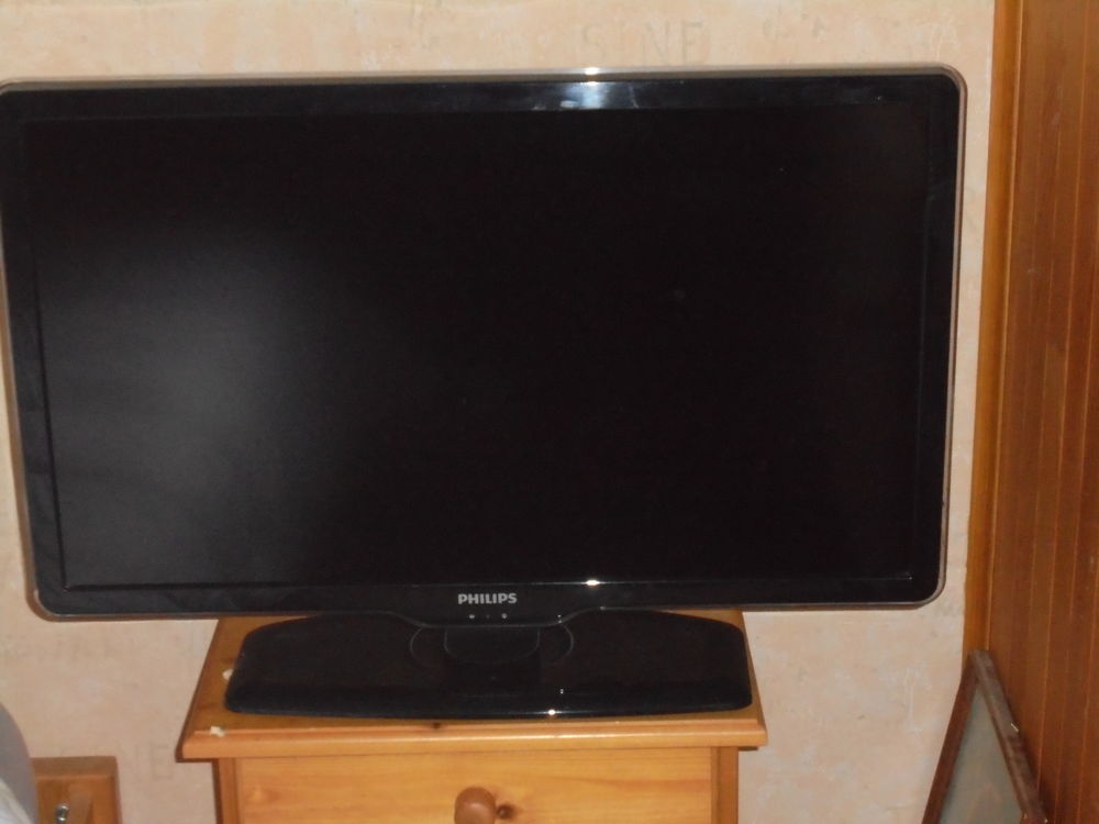 tv �cran plat 100 La Tour (74)