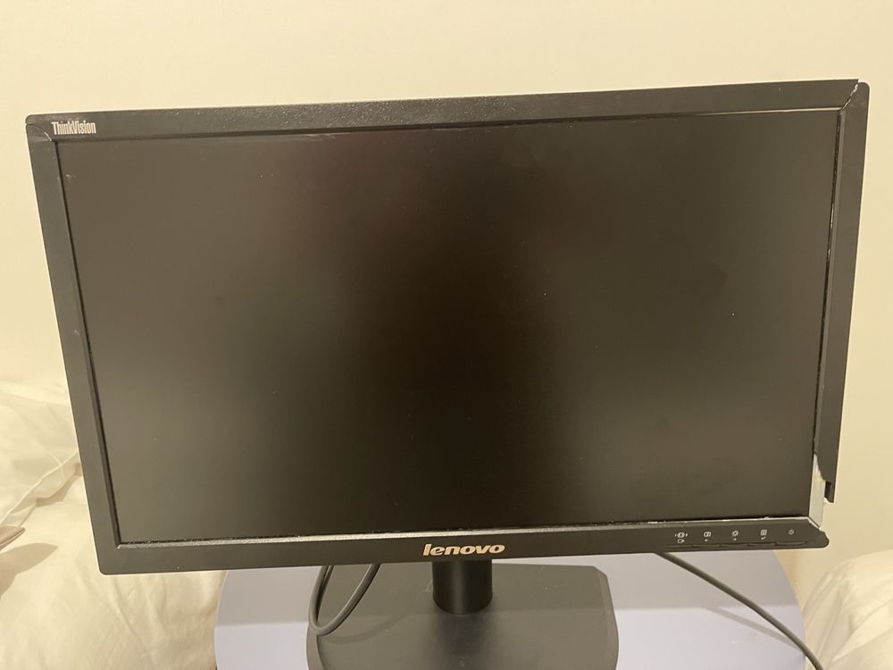 �cran 22 pouces 15 Nice (06)