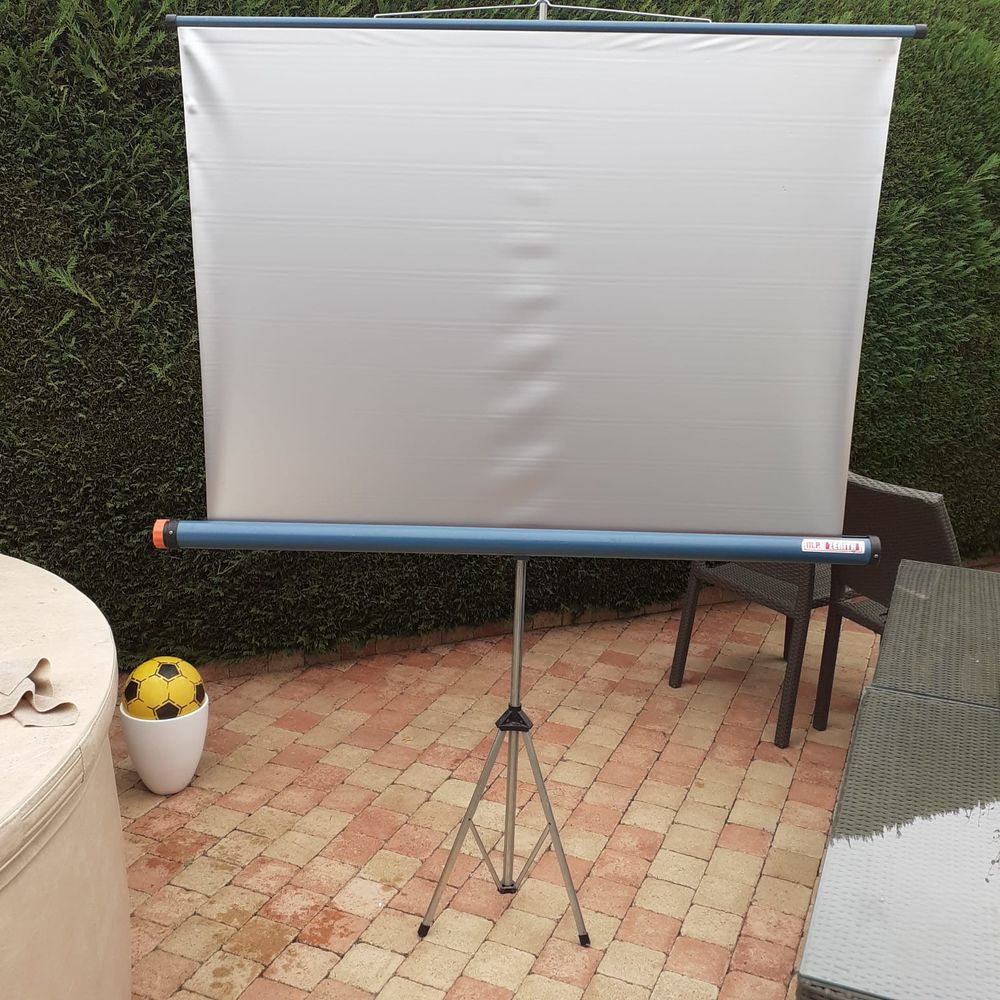 �cran de projection sur pieds 140/120 25 Valras-Plage (34)