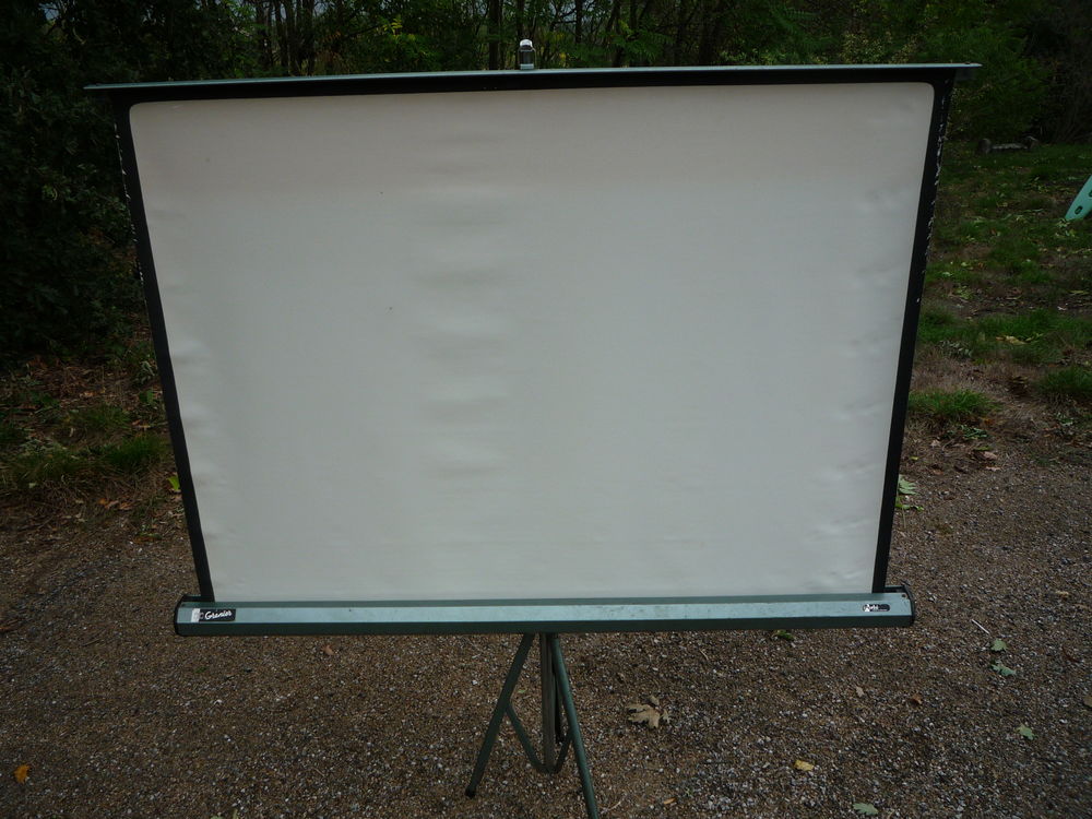 Ecran de projection 15 Castres (81)