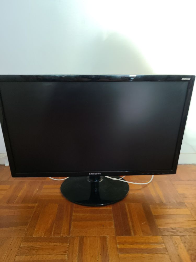 �cran Samsung  70 �vreux (27)