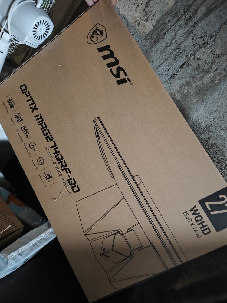 �cran MSI 27   400 Le Chambon-Feugerolles (42)