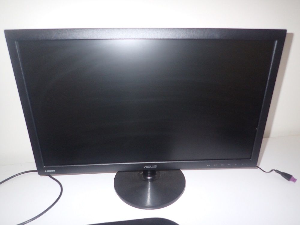 Ecran pc 40 Amb�rieu-en-Bugey (01)