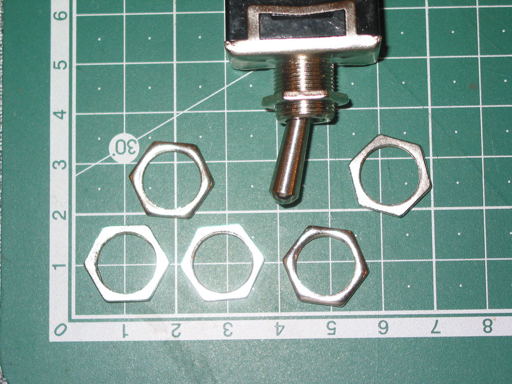 5 �crous de 12 pas fin pour interrupteurs ou autre pi�ce de 3 Marseille 13 (13)