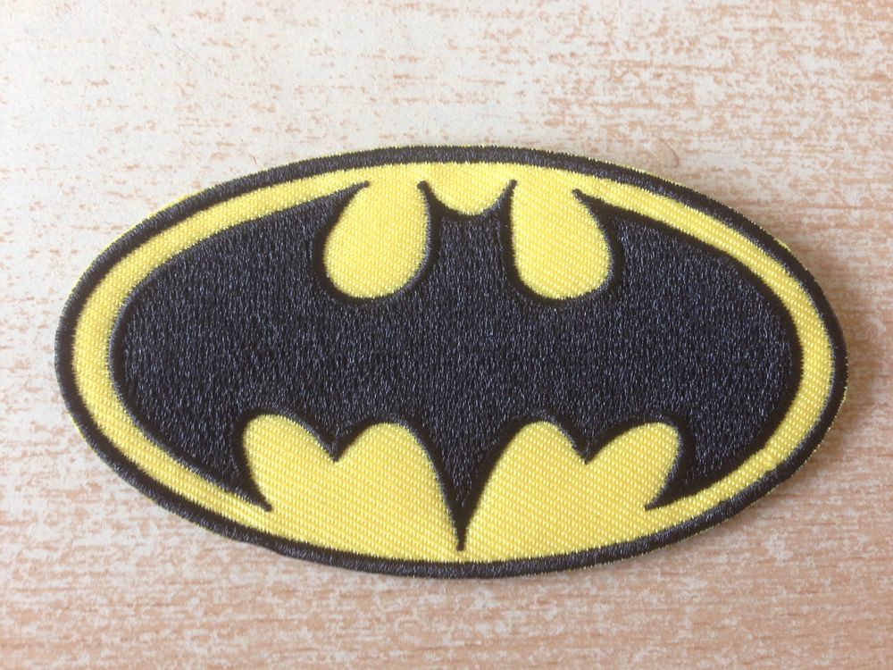 �cusson brod� batman logo 8,5x4,5 cm 4 Carnon Plage (34)