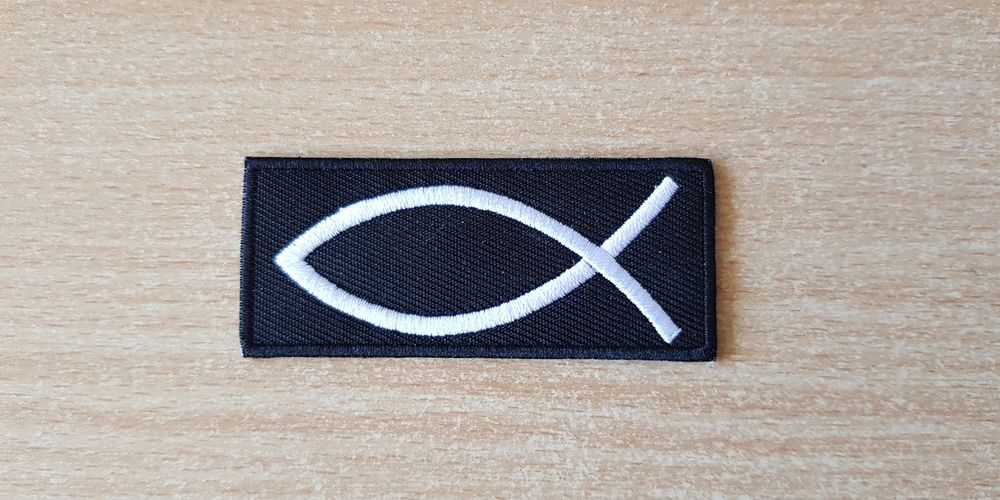 ecusson brod� 
poisson �vang�liste 
7x3 cm 
thermocollant 4 Carnon Plage (34)