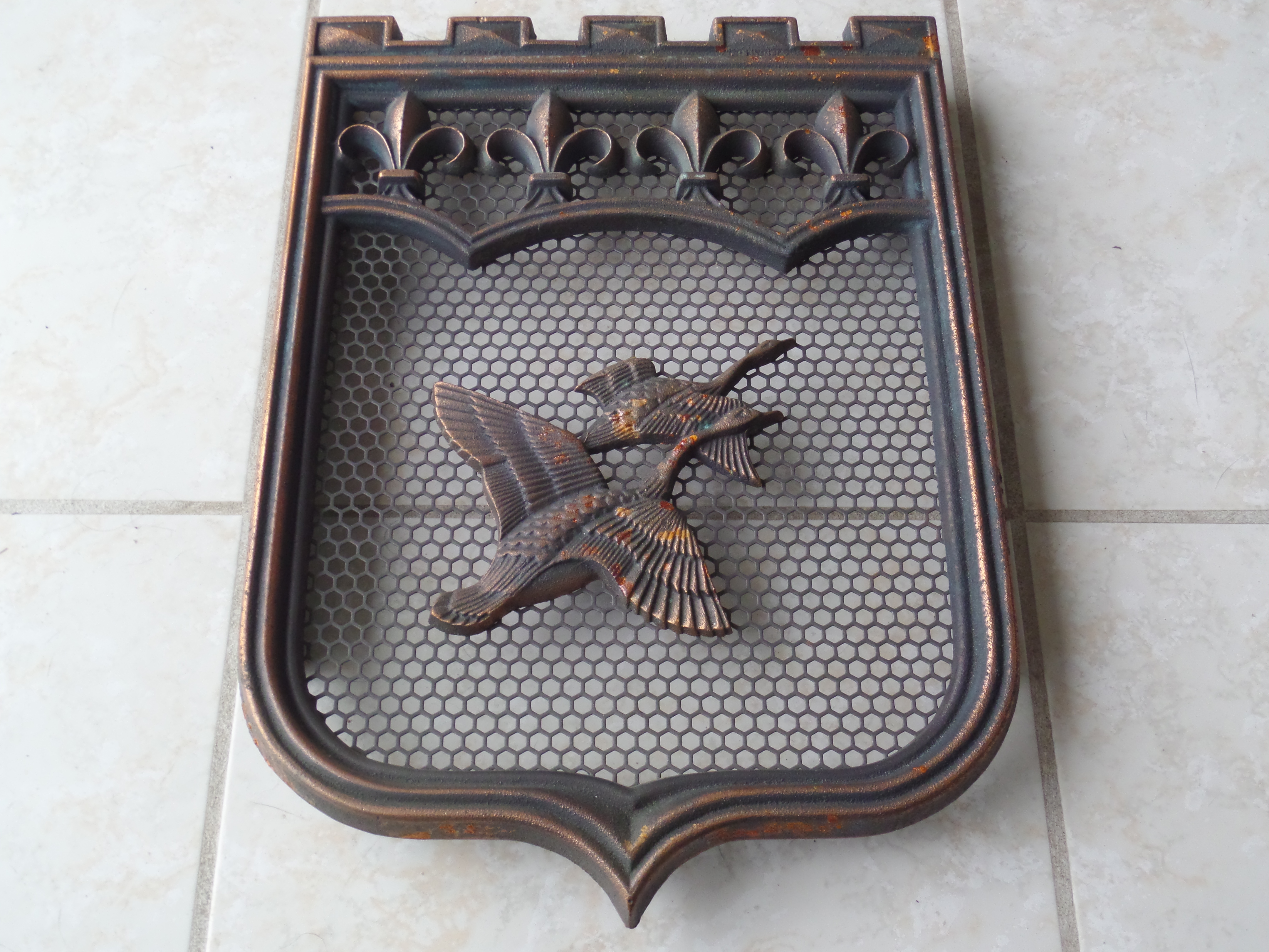 Ecusson de chemin�e 30 Anor (59)