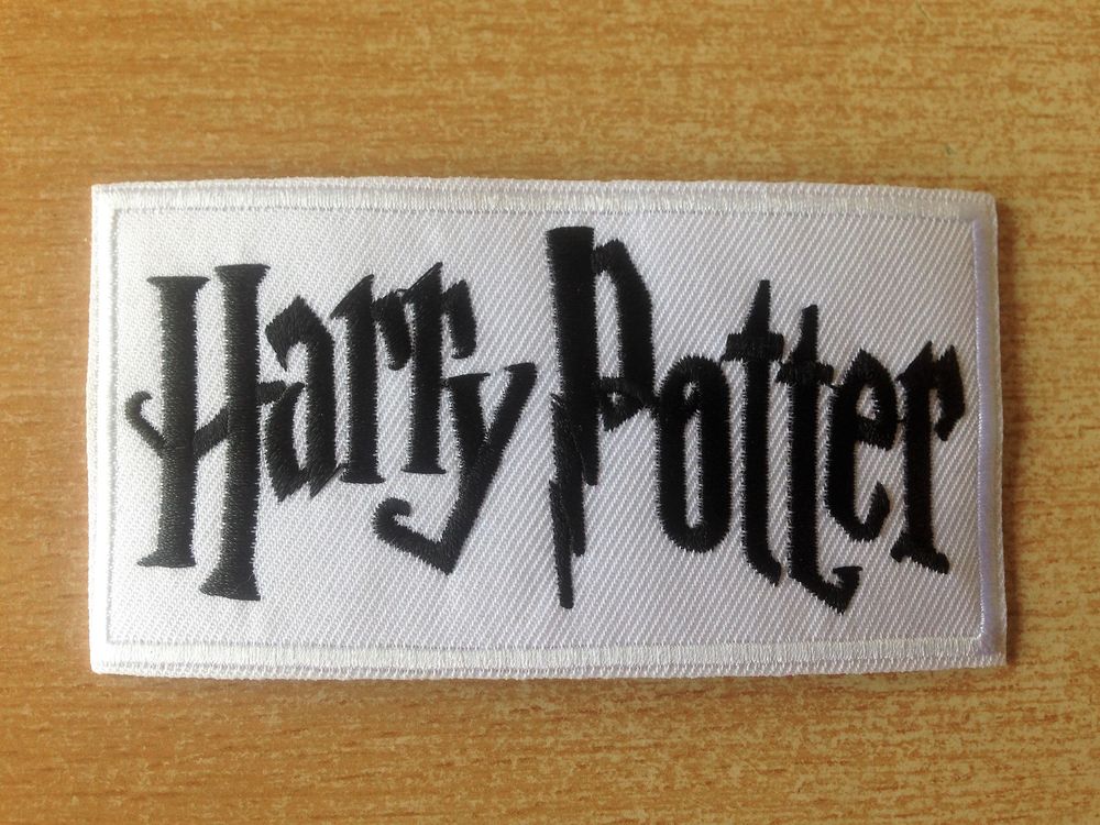 �cusson harry potter logo 10x5 cm
noir et blanc
5 Carnon Plage (34)