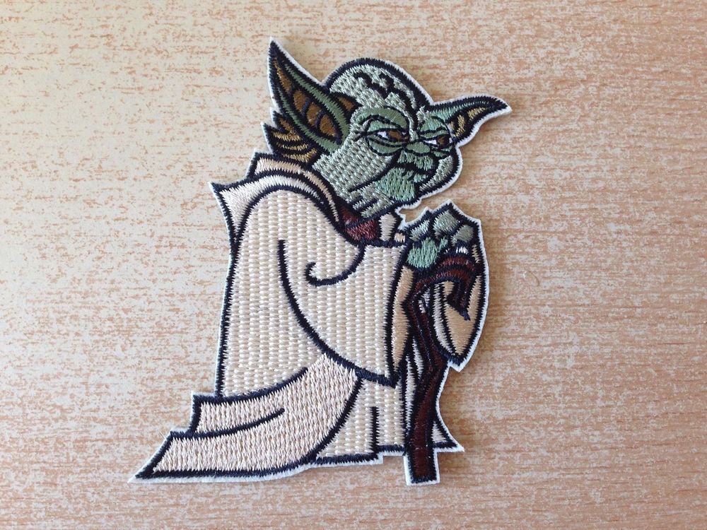 �cusson star wars yoda maitre jedi 9x6 cm 5 Carnon Plage (34)