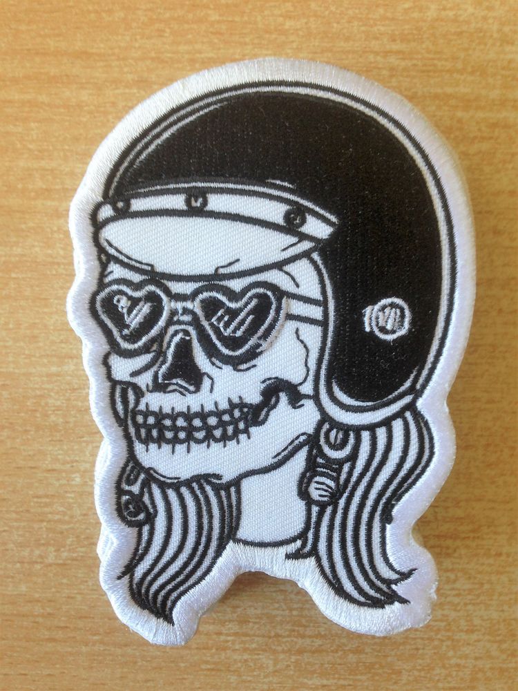 �cusson t�te de mort bikeuse motarde 11x7,5 cm 4 Carnon Plage (34)