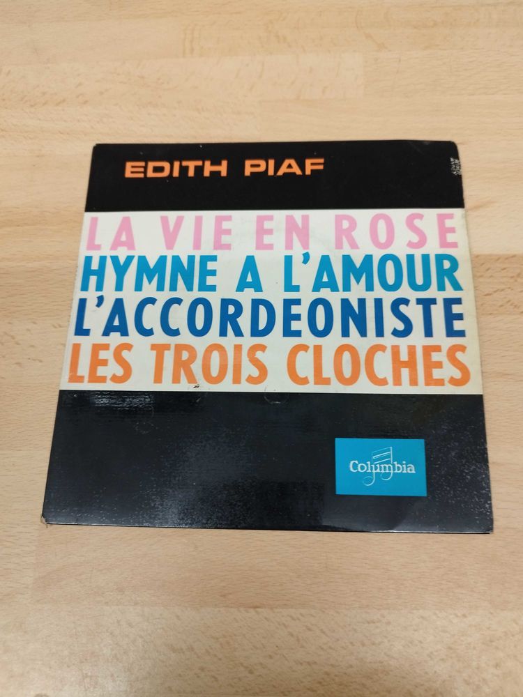 EDITH PIAF
LA VIE EN ROSE 3 Villiers-sur-Marne (94)