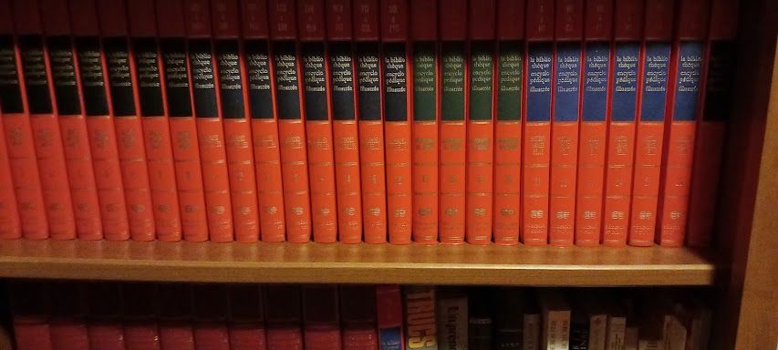 Education et culture biblioth�que 0 Commentry (03)