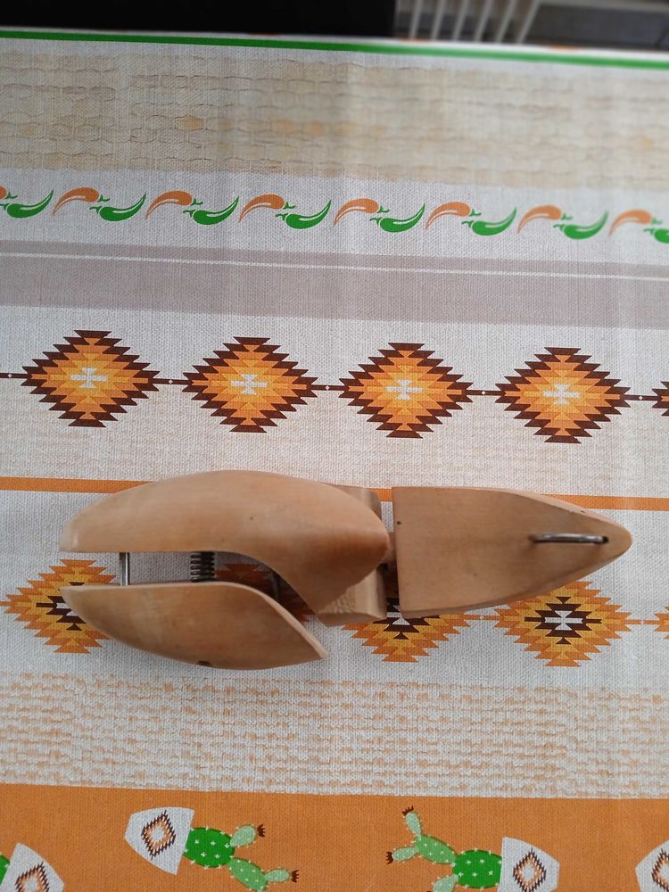 elargiseur �carteur de chaussures 5 Caudry (59)