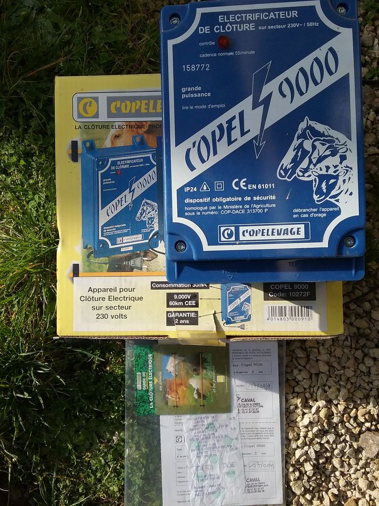 Electrificateur de cl�ture sur secteur 9000 V 55 Saint-Mathurin-sur-Loire (49)