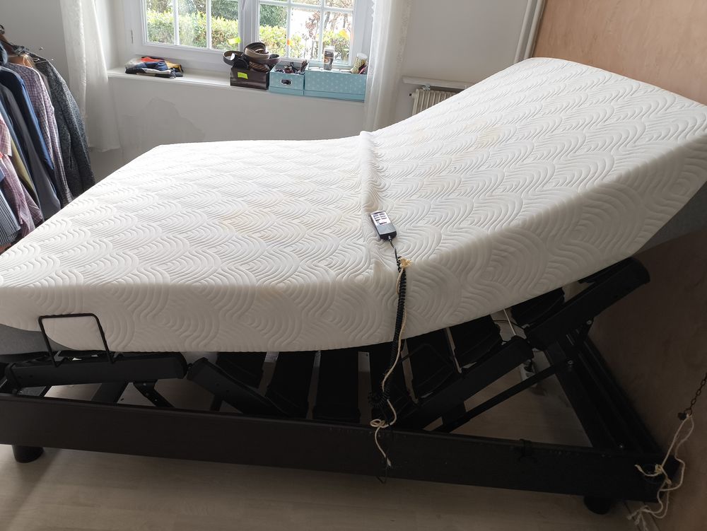 Lit �lectrique double (2 places), Parfait �tat de marche 750 Dole (39)