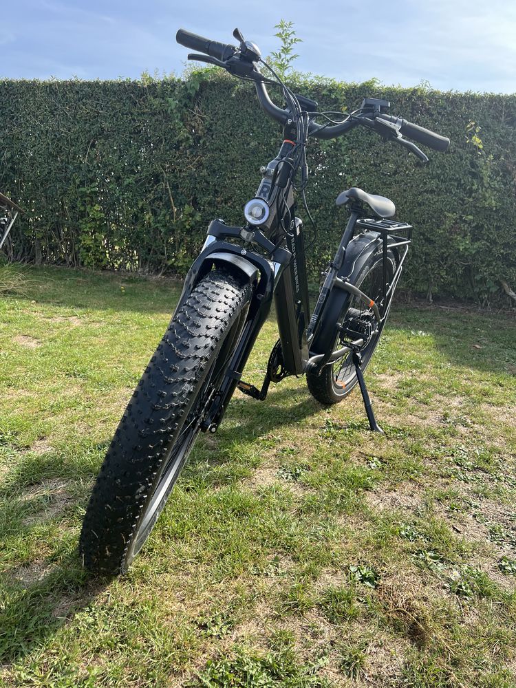 VTT �lectrique � pneus larges : RadRhino 6 Step-Thru 1800 Villeneuve-d'Ascq (59)