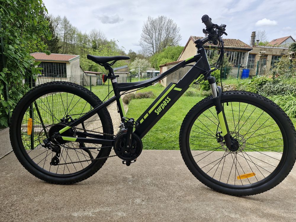 VTT �lectrique 27,5 semi rigide Noir 600 Nogent (52)