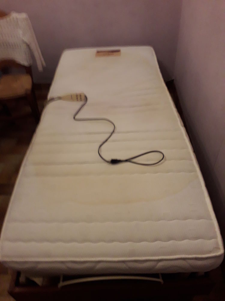 lit electrique 80 Saint-Palais (64)