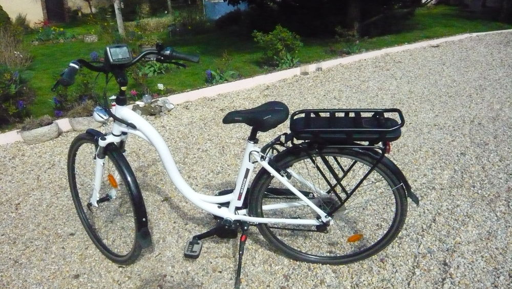 2 vtc electriques mixtes 0 Tilli�res-sur-Avre (27)